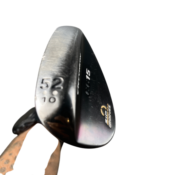 Cleveland CG-15 Wedge / Steel / #52/10 gallery image 1 - used golf equipment in good condition