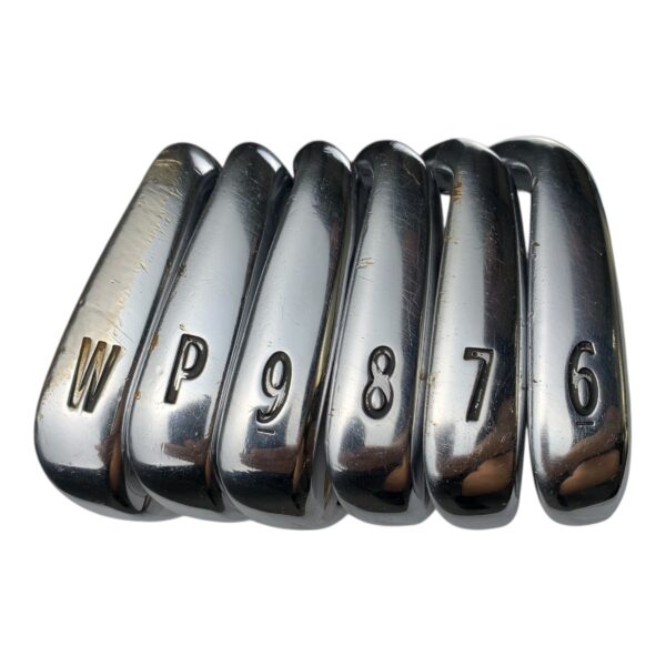 Titleist AP2 714 Iron Set / Flex Regular / 6-GW / Steel - Image 2